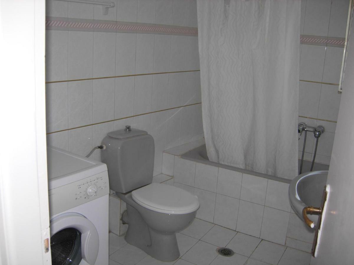 B1 Apt Mytilini Esterno foto